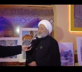 بازدید معاون امور علمی و فرهنگی حرم مطهر از غرفه آستان مقدس در سی و دومین نمایشگاه قرآن کریم - اسفند ۱۴۰۳ 